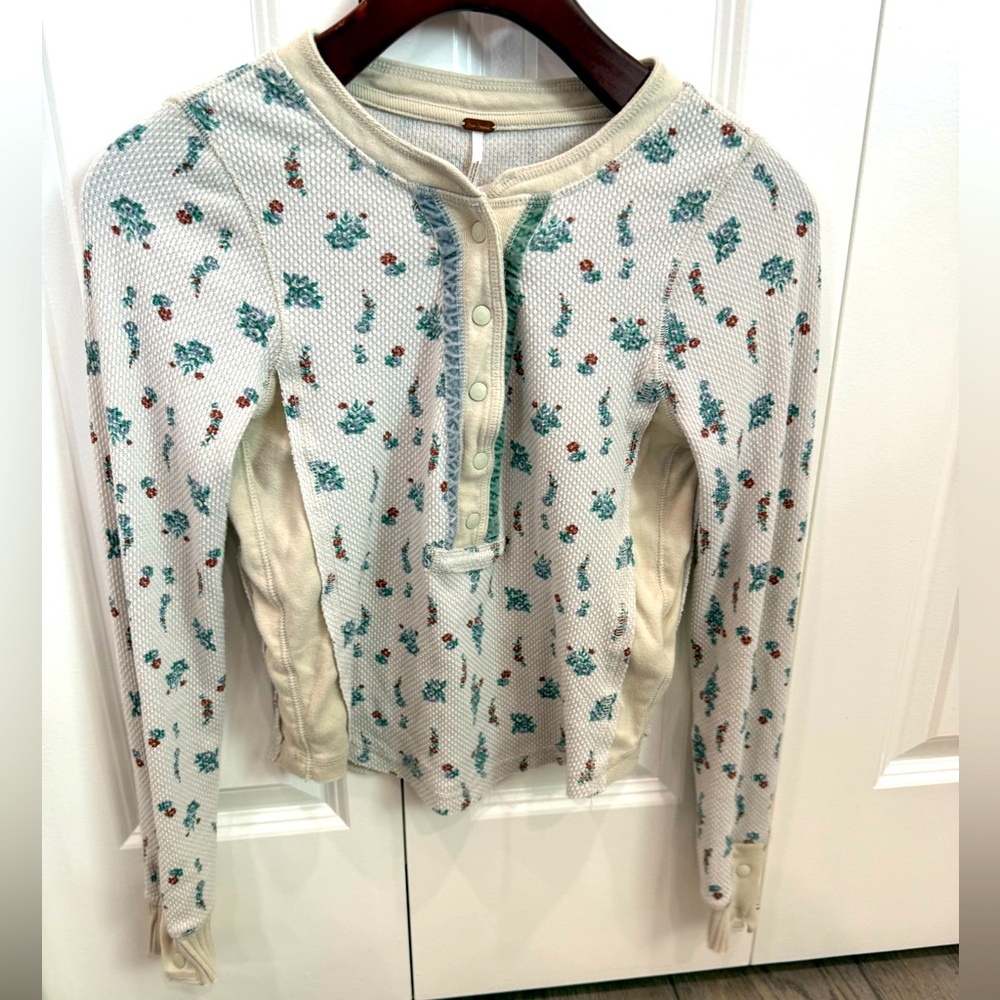Free People Carly Henley Thermal Top Size XS